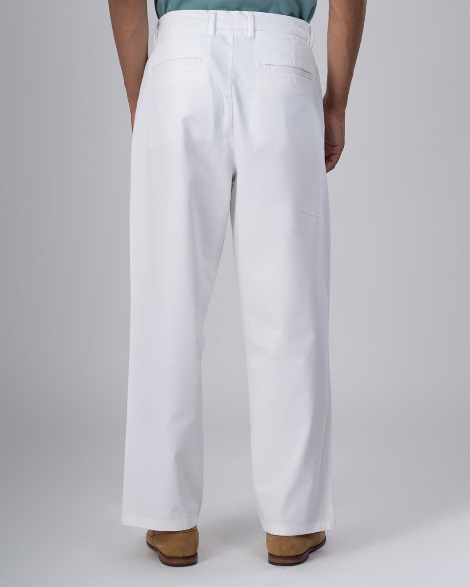 TAILORAEDGE Premium Signature Relaxed Chinos In White