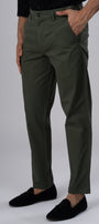 TAILORAEDGE Premium Signature Tailored Chinos In Olive