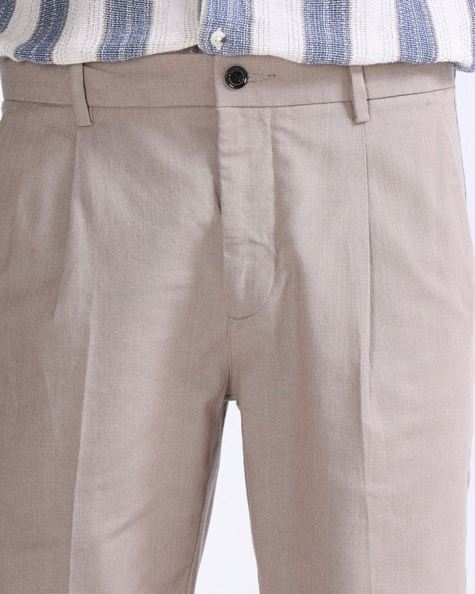 TAILORAEDGE Raw Slub Pleated Trouser In Dust