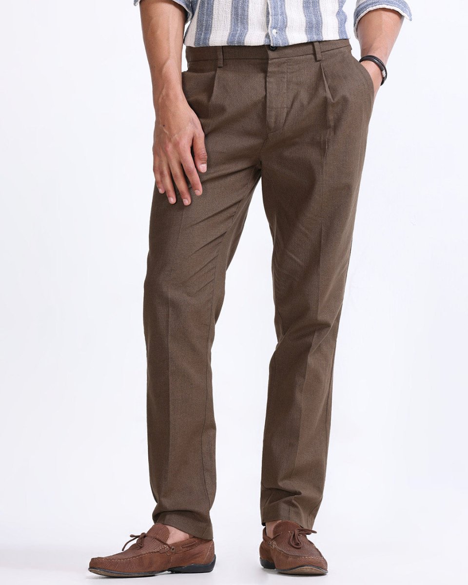 TAILORAEDGE Raw Slub Pleated Trouser In Fur Brown