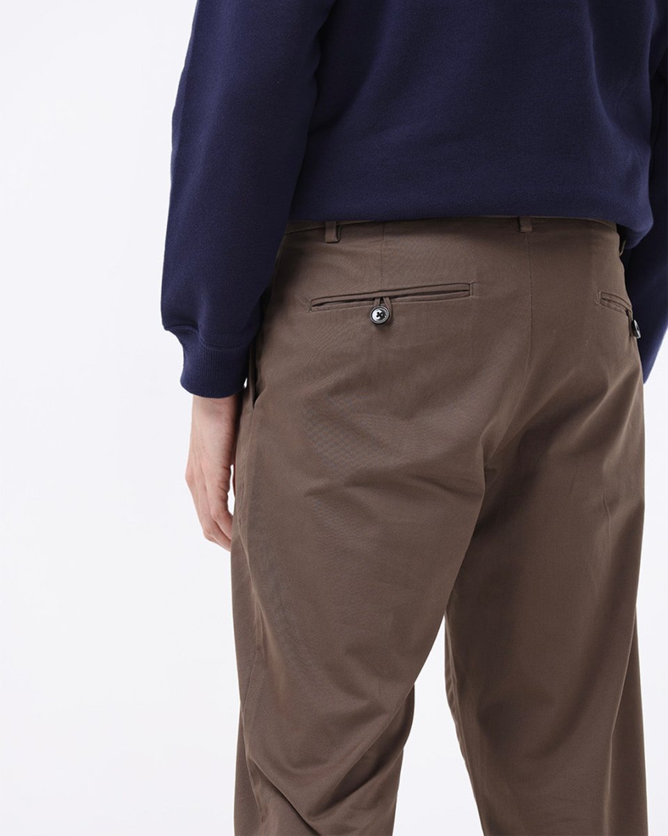 TAILORAEDGE Signature Chinos In Coffee