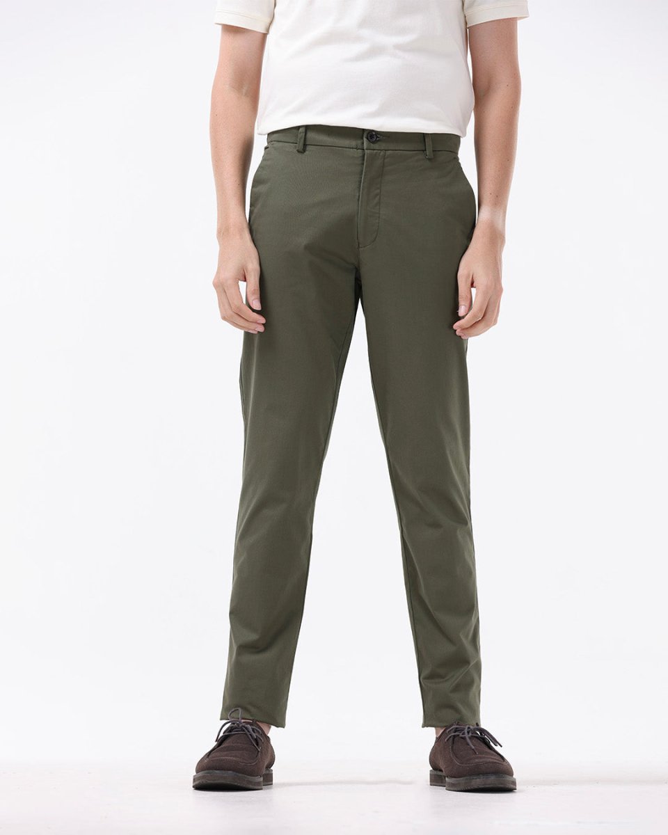 TAILORAEDGE Soft Cotton Chinos In Olive