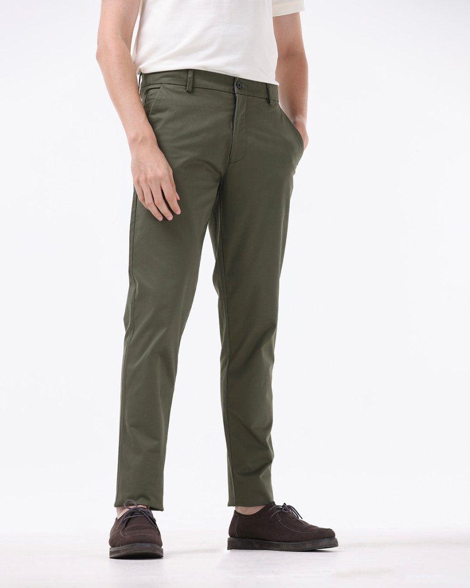 TAILORAEDGE Soft Cotton Chinos In Olive