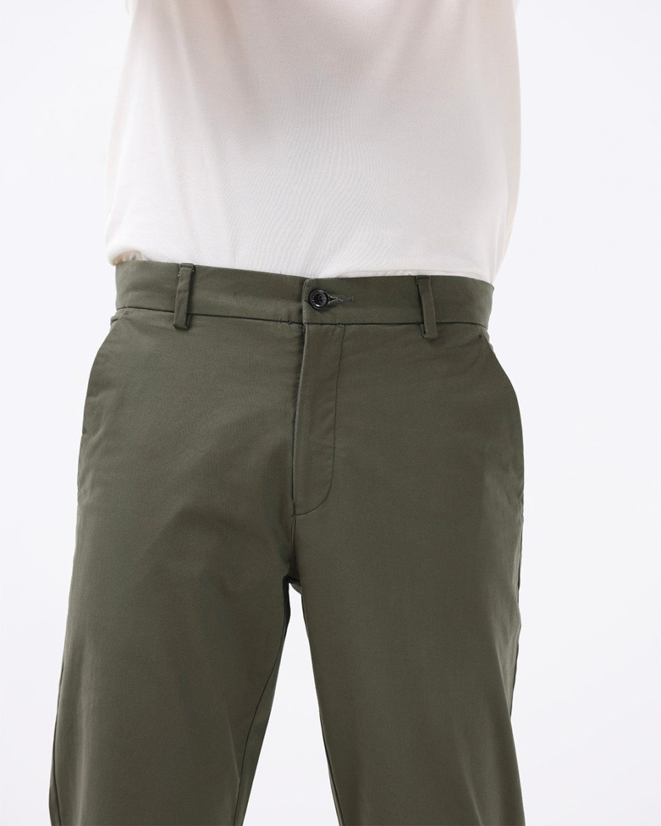 TAILORAEDGE Soft Cotton Chinos In Olive
