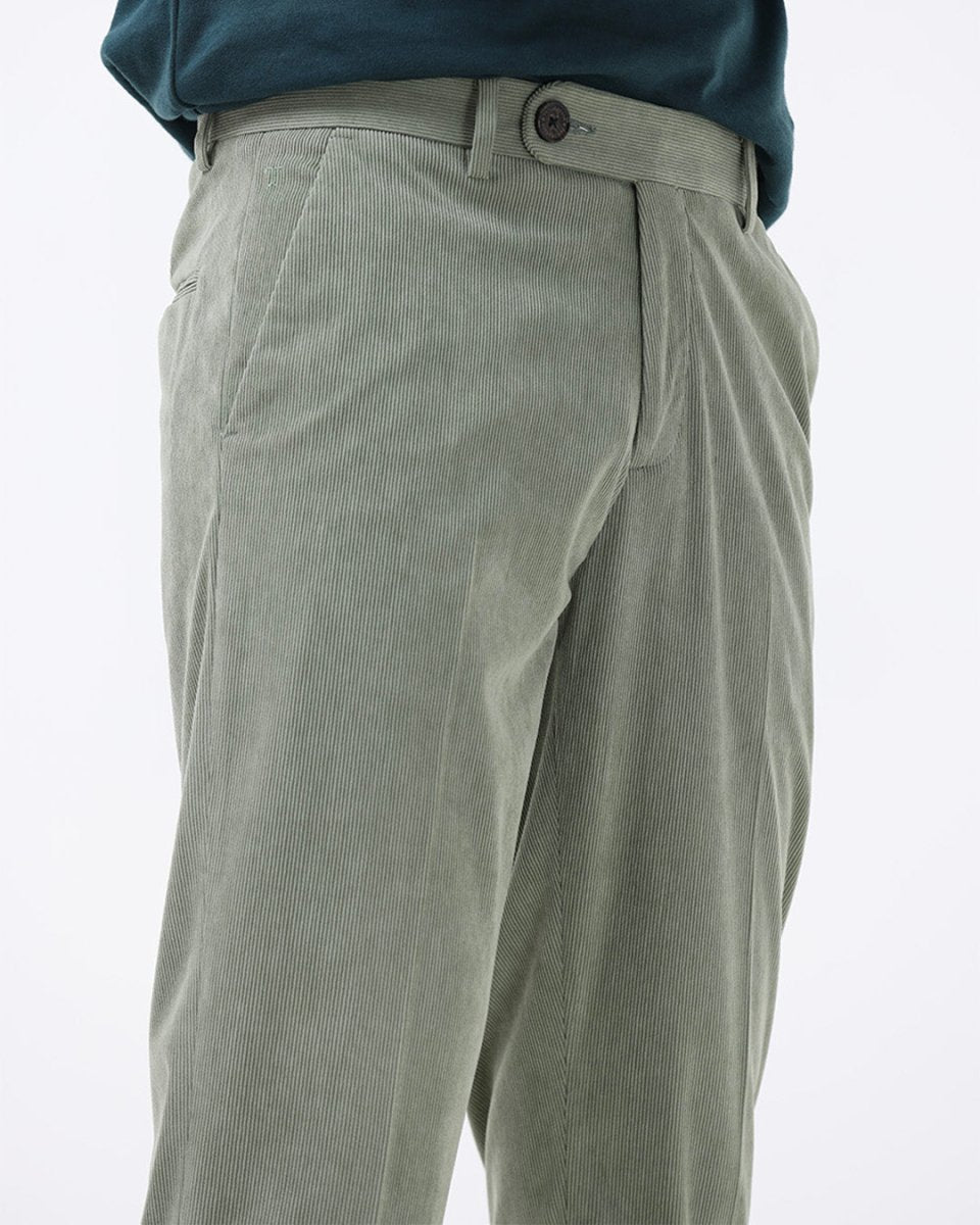 TAILORAEDGE Statement Corduroy Trouser In Light Olive