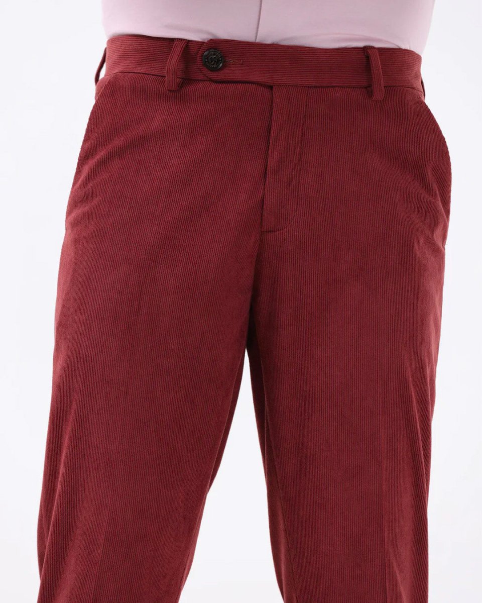 TAILORAEDGE Statement Corduroy Trouser In Wine
