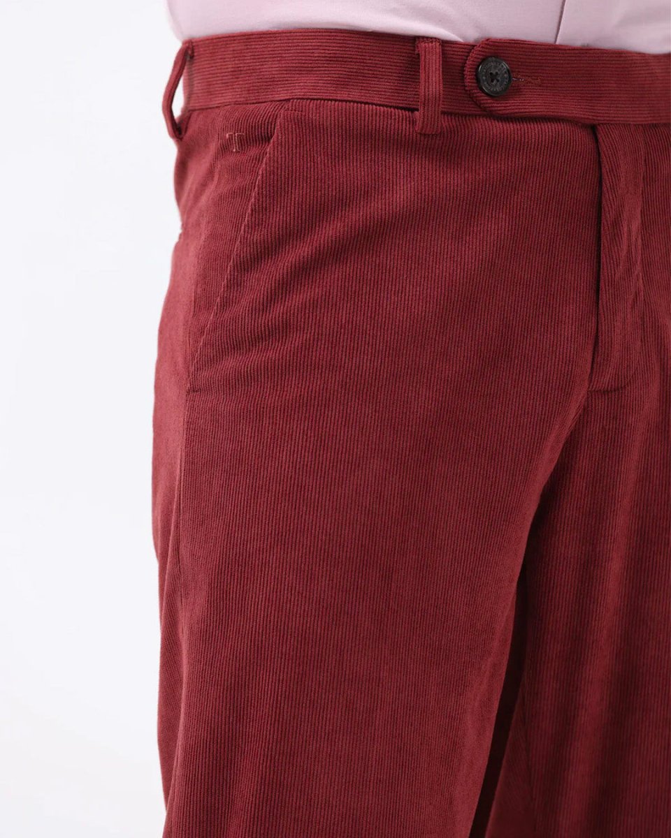 TAILORAEDGE Statement Corduroy Trouser In Wine